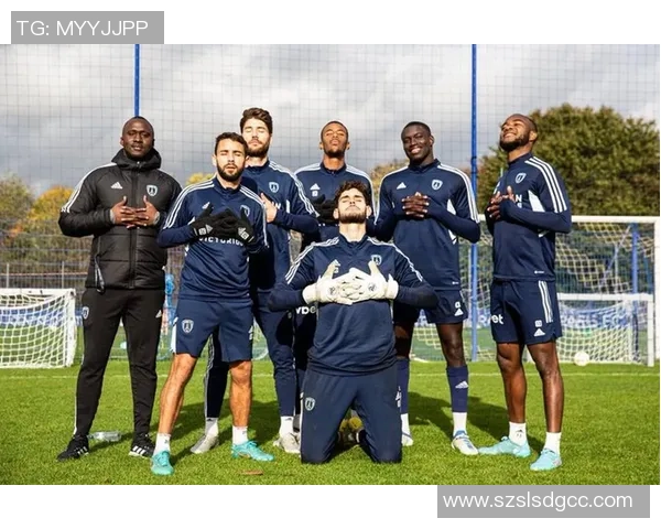 世界著名足球球星及其效力过的俱乐部完整对照表